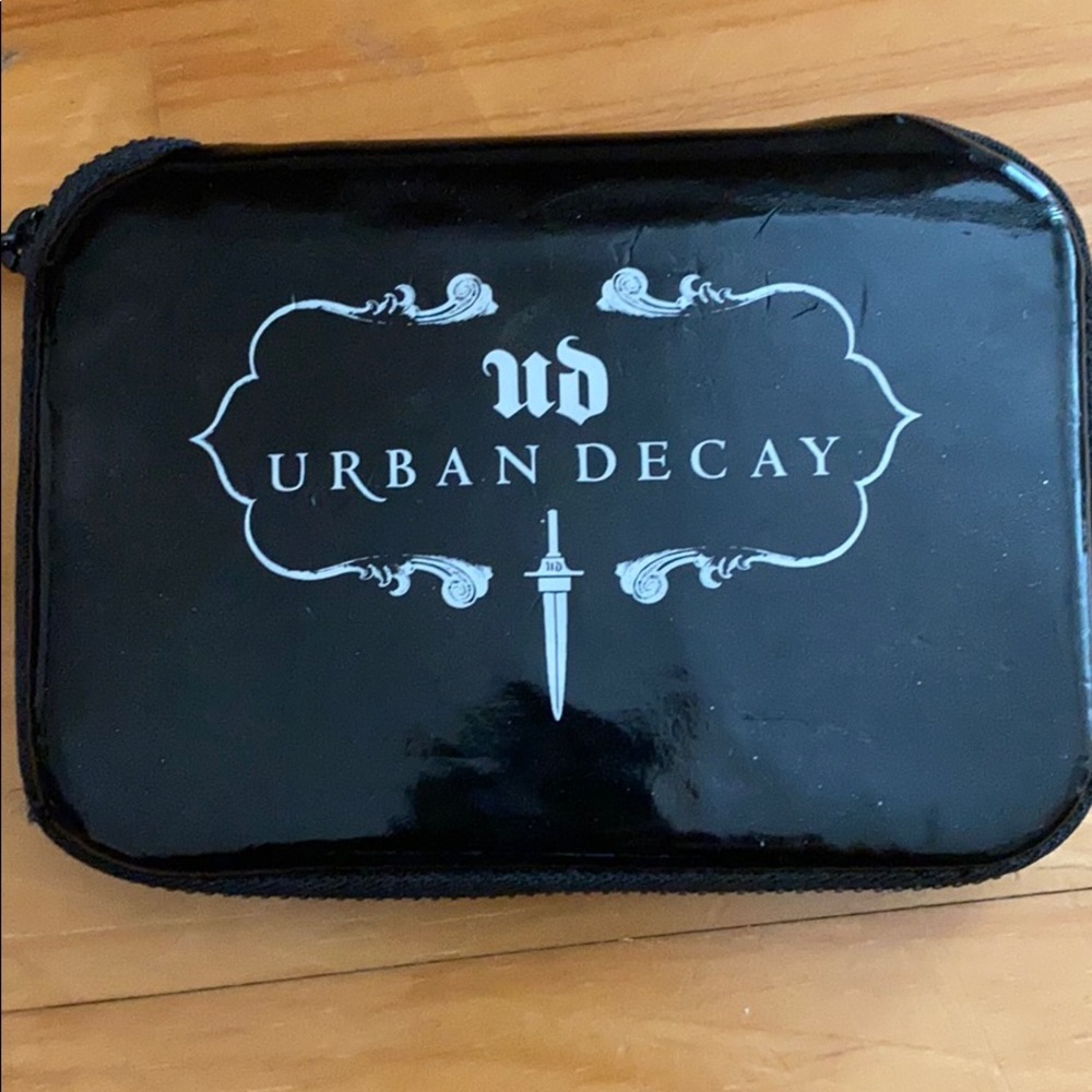 Urban Decay Eyeshadow Palette Bundle